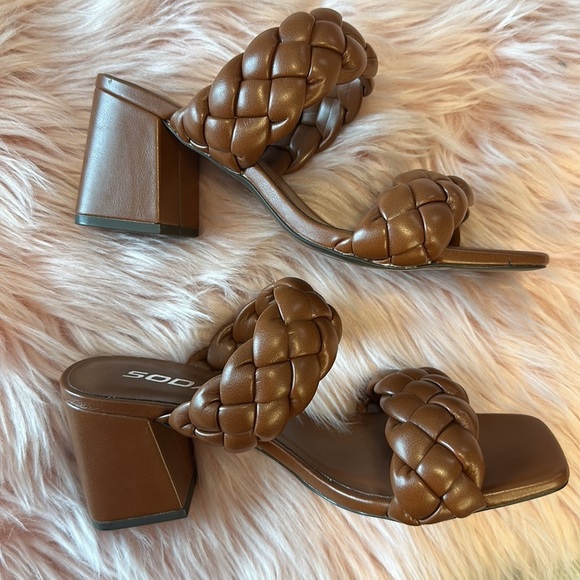 Soda Brown Square Toe Chunky Heel Braided Strap Heels NWOT - Picture 5 of 7